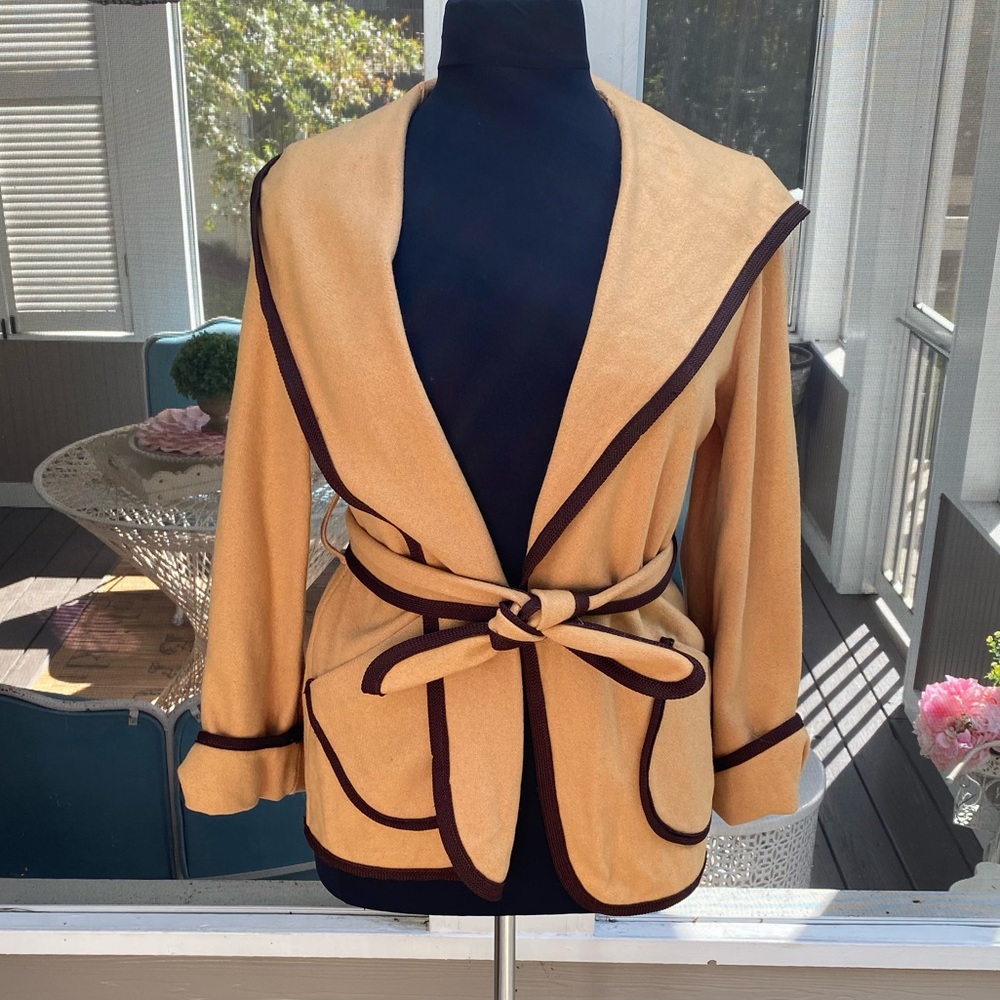 Vintage 70s Hooded Belted Cape Coat Jacket - Picture 1 of 13